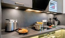 Schleivilla Kapitän James Cook2, Thermomix, E-Säule, Wasserbett