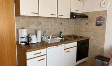Retro-Apartment in zentraler Lage: Entspannen im Familienbungalow mit Garten (9228)