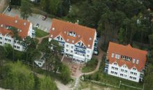 Mittelhaus A Ferienwohnung 10 befindet sich im 1 Obergeschoss mit Meerblick