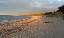 Strand vor der Ferienanlage