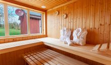 Sauna mit Blick auf den Hof