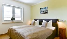 Schlafzimmer 2, mit Doppelbett