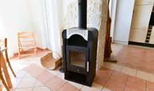 ein wohlig wärmender Kamin lädt nach langen Strandspaziergängen zum entspannen ein