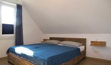 2. Schlafzimmer mit Doppelbett