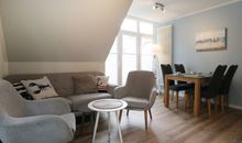 Strandvilla App.3- gemütlicher Wohn- und Essbereich