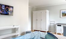 Kleiderschrank