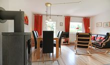 Urlauberdorf 52b - Blick vom Flur auf den offenen Wohn-/ Essbereich