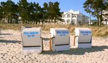 Nutzung des Strandkorbes , direkt am Strand vor der Villa Gudrun, ist während der Badesaison inklusive.