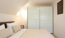 Doppelbett Kleiderschrank