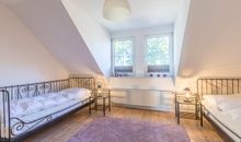 Gäste-/ Kinderzimmer 2 Einzelbetten im 1.OG