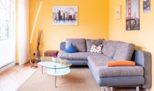 großes Sofa
