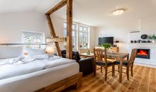 Wohn- & Schlafzimmer