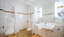 Kapitäns-Bad mit Dusche und WC