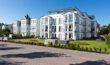 seitlicher Blick zum Apartmenthaus Thiessow