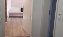 Eingangsbereich vom Hauptflur zu den Wohnungen (Verbindungstür bei kombinierter Nutzung)