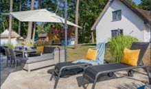 Terrasse mit Sitzgelegenheiten