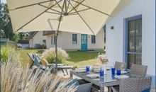 Terrasse mit Sitzgelegenheiten