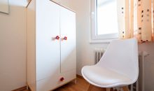Kleiderschrank
