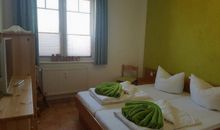 Blick ins Schlafzimmer
