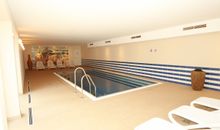 Wellnessbereich mit Pool