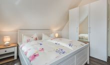Schlafzimmer 2 mit Doppelbett