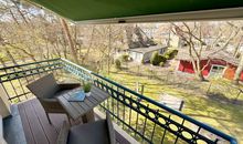 Balkon mit Markise