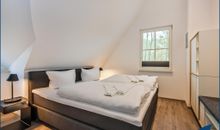 Schlafzimmer 2 mit Doppelbett