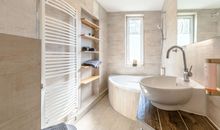 Badezimmer mit Fenster - Zimmer 1