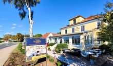 Hotel Villa Wahnfried Eingang und Terrasse, Thiessow