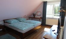 Schlafzimmer 2 /Obergeschoss