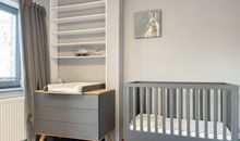Schlafzimmer 1. OG mit Kinderbett