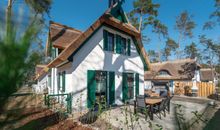 Aussenansicht und Parkplatz Ferienhaus Schmusedom