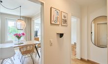 Flurbereich - Blick in das Esszimmer