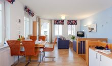 Wohnzimmer mit Essbereich