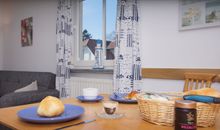 kombiniertes Wohn- und Schalfzimmer 1