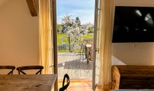 Gutshof Liepe - Ferienwohnung im 1. Obergeschoss - Essbereich/Balkon