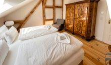Gutshof Liepe - Ferienwohnung im 1. Obergeschoss - Schlafzimmer 1