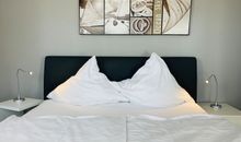 Schlafzimmer Eltern