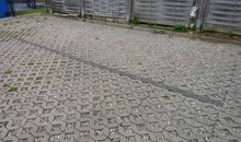 Parkplatz hinterm Haus