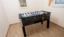 Kicker im Haus 1