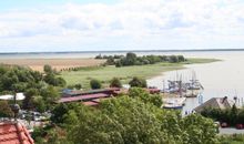 Blick vom Kirchturm auf den Wustrower Hafen