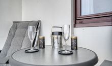 Das Haus, Strandallee 119 nach Westen, die Wohnung liegt im Erdgeschoss