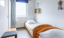 Schlafzimmer mit zwei Einzelbetten