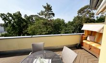 großzügige Dachterrasse