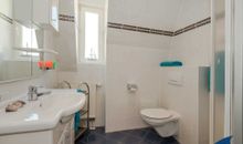 Badezimmer mit Dusche