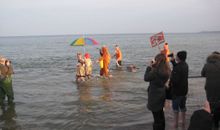 Eisbader in der Ostsee