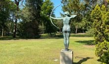 Residenz Bleichröder, Diana im Park
