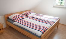 Schlafzimmer 1 mit Doppelbett