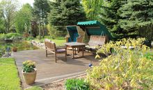 Trampolin im Garten