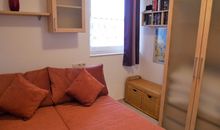 Schlafzimmer mit Schlafcouch